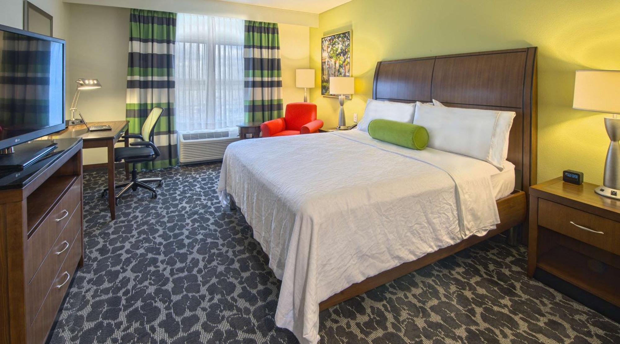 Hilton Garden Inn Charleston Waterfront/Downtown Екстериор снимка